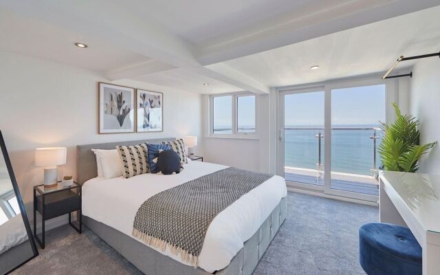 Host Stay Penthouse Pier View