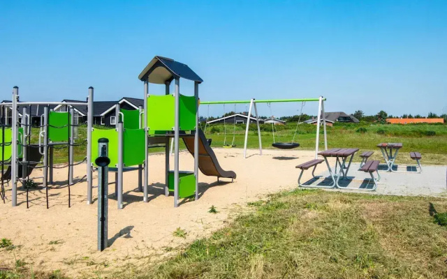 18 Person Holiday Home in Ringkobing