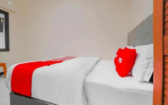 OYO 90346 Guest House Citra Pemuda