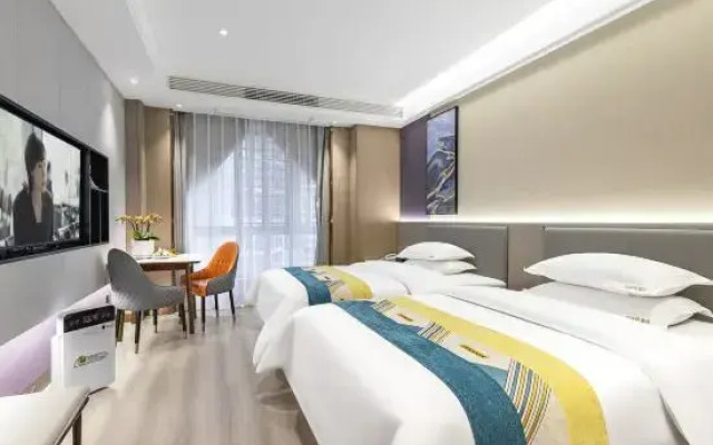 Tongren Sanduohua Hotel (High-speed Railway Station Station)