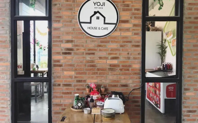 YOJI House and Cafe