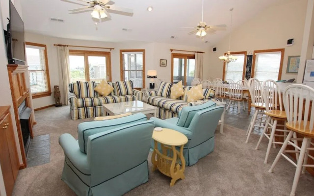 The Green Wave Home by RedAwnin