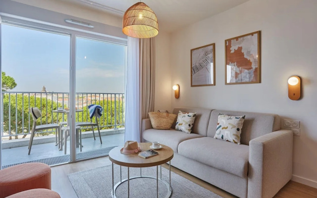 Apartment in Royan Near Sandy Beaches