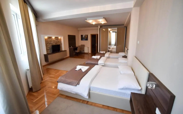 Garni Uni Elita Lux Hotel