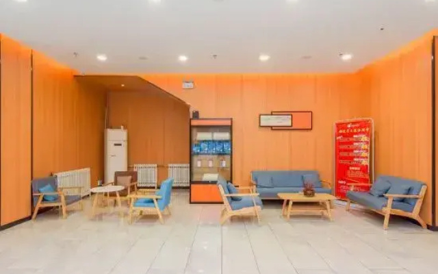 Rest Hotel (Shijiazhuang North Station Bolinzhuang Subway Station)