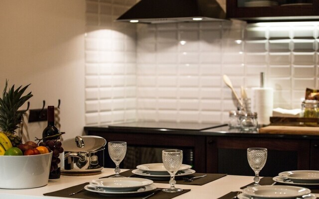 Tripas-Coração, Clérigos Apartment