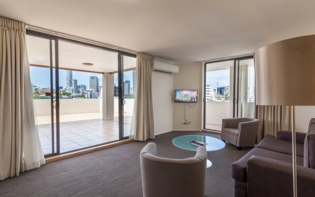West End Central Apartments