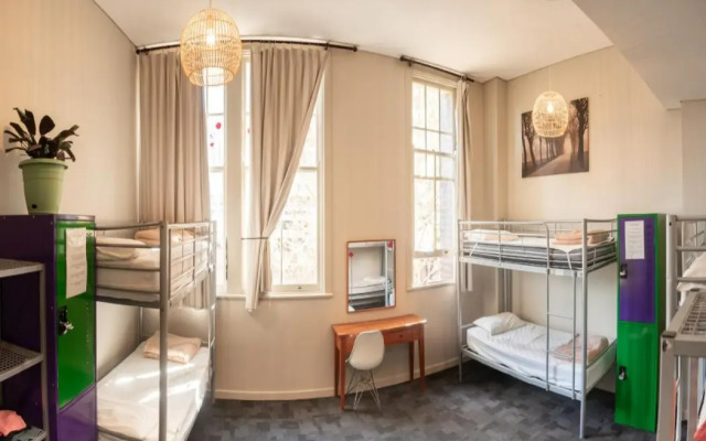 Big Backpackers Hostel