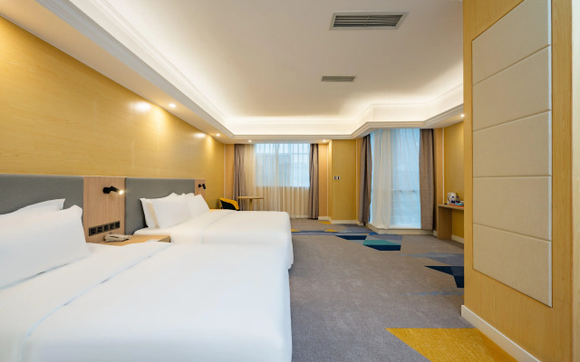 Holiday Inn Express Chengdu Tianfu Square by IHG