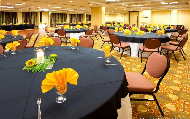 Holiday Inn Timonium Baltimore North by IHG