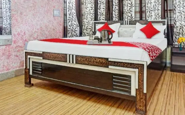 Flagship 70087 Pk Guest House