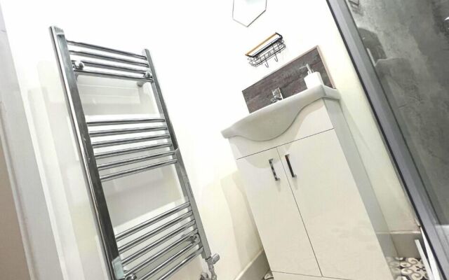 Darlington Suites by SA Stays