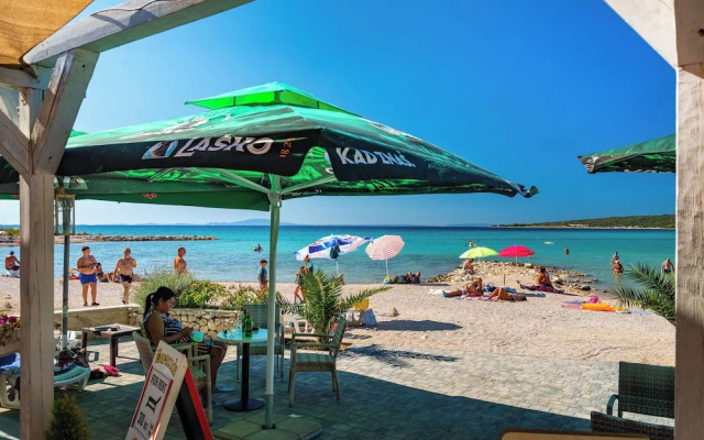 Eby Comfort Home Novalja