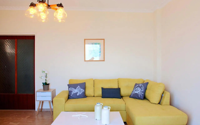 T8 Apartment On The Beach