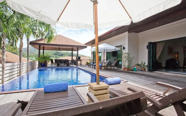 Villa Ploi Jantra 5 Bed Huge Holiday Home with Staff