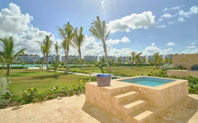 Luxury Escape Private Jacuzzi, Beach, Punta Cana Sleep 5
