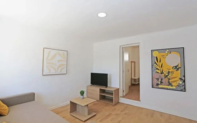 X 02 - 2 Bedroom Apartment in Quinta da Ponte