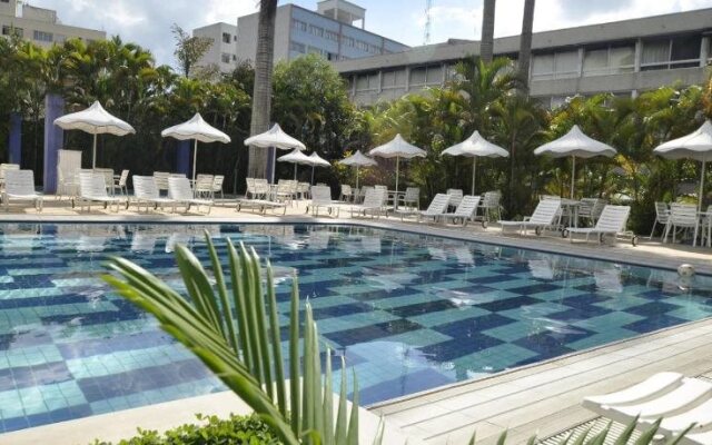 Radio Hotel Resort & Convention