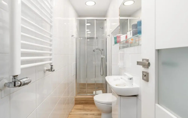 Studio Kasprowicz Park Poznan by Renters