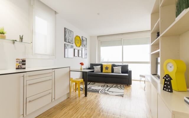 7rooms7 Gran Via Madrid Apartments
