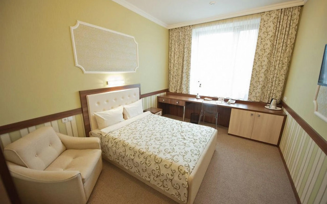 Гостиница «Джолли Алон»