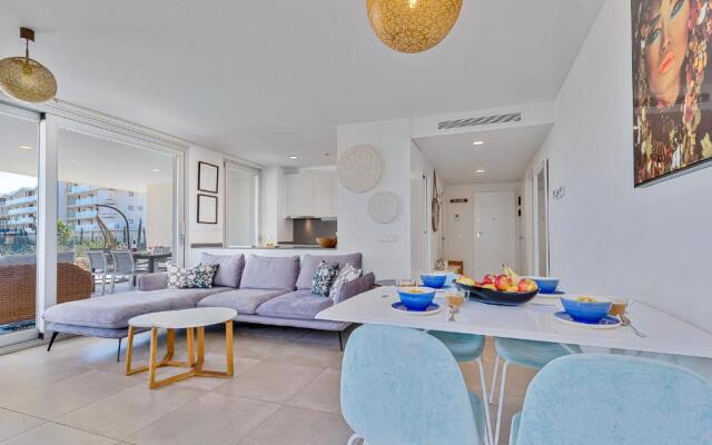 Lovely 3 bedroom apartment next to higueron area.