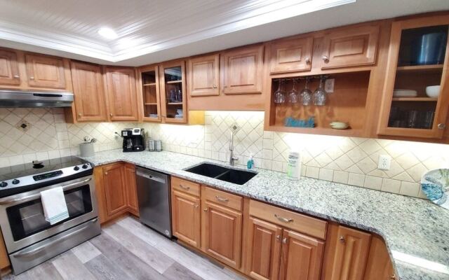 Anastasia 112 2 Bedroom Condo by RedAwning