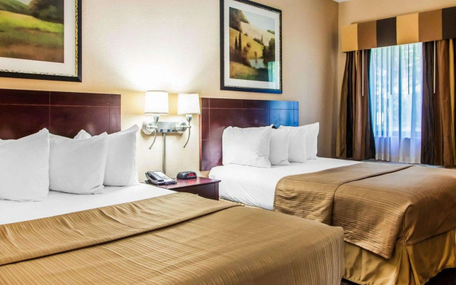 Quality Inn & Suites Peoria North