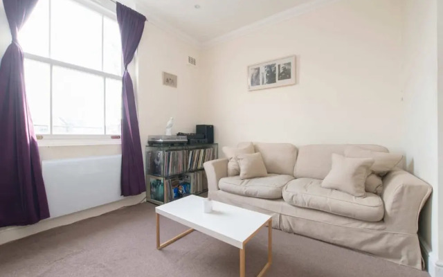 Unique and Cozy 1 Bed Flat in Dalston