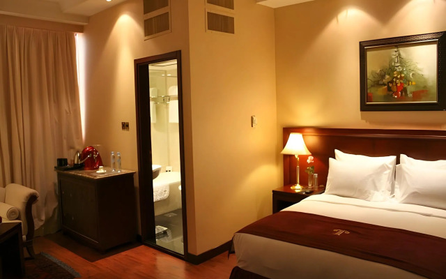 Trianon Hotel