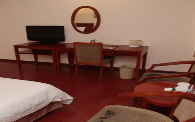 GreenTree Inn Nanjing Yinqiao Market Hotel
