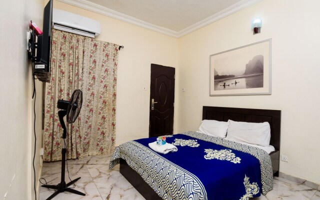 D'Tavern Apartment
