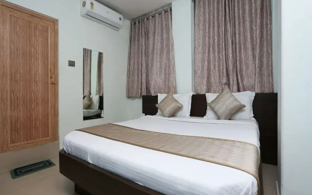 OYO 13265 Aashray Guest House