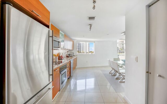 Spacious 3-Bedroom in the Heart Miami