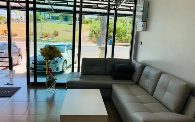 Belong Boutique Hotel
