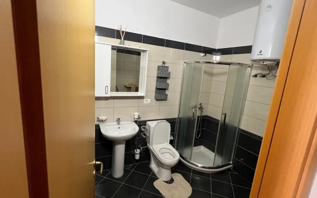 Beautiful 2 Bedroom Flat