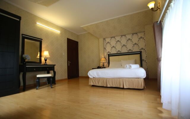 Sam Tuyen Lam Resort