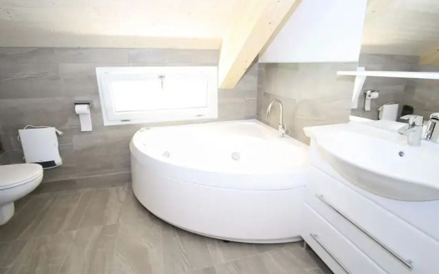 Wooden Chalet in Hohentauern With Sauna