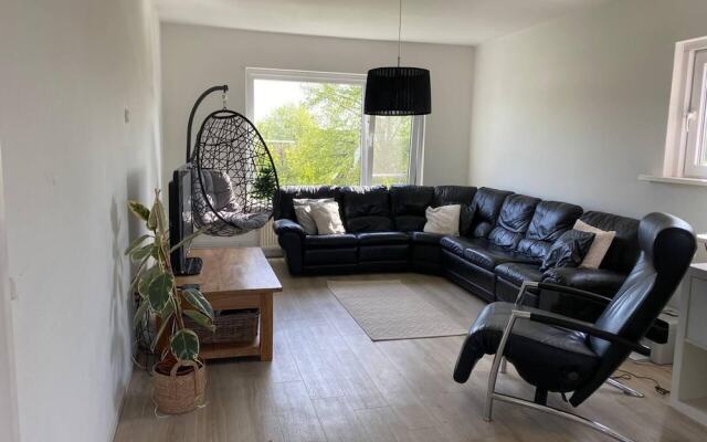 Charming 2-bed Apartment inc Balcony in Maastricht