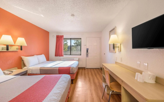 Motel 6 Fairfield, CA - North