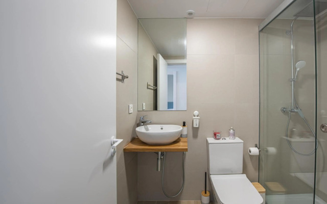 Unique 2 bedroom unit with pool near beach