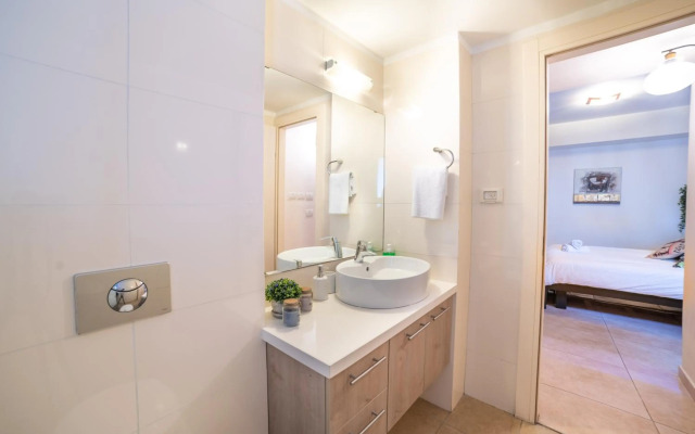 Art Apartment In Mamila - King David Residence