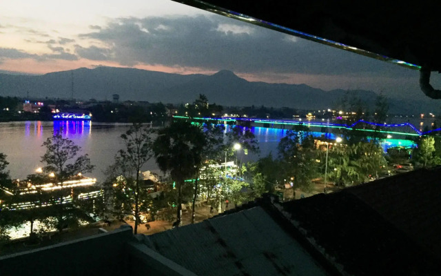 TWIN HOME Guesthouse