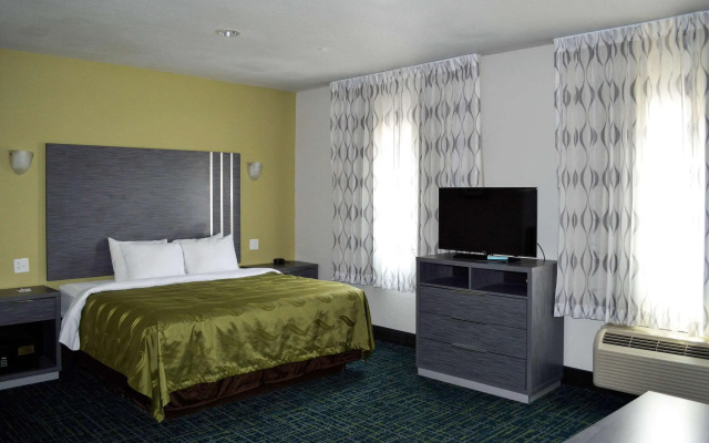 Quality Inn & Suites