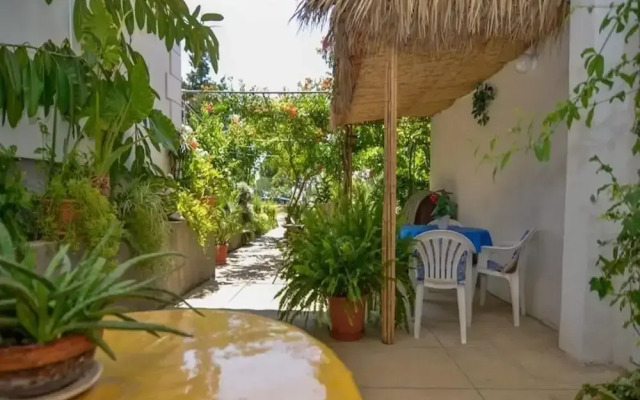 Rosa - 30m From Beach - SA2