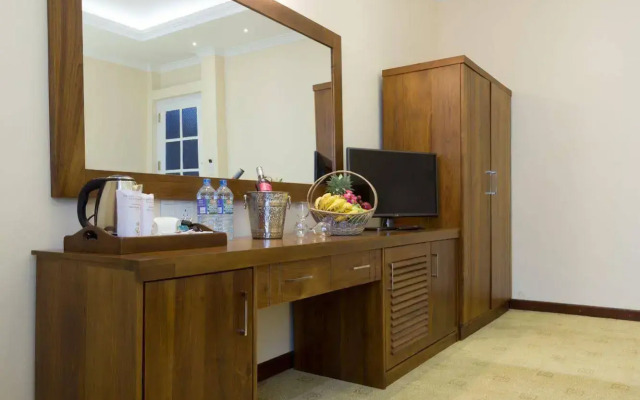 Serene King S Villa