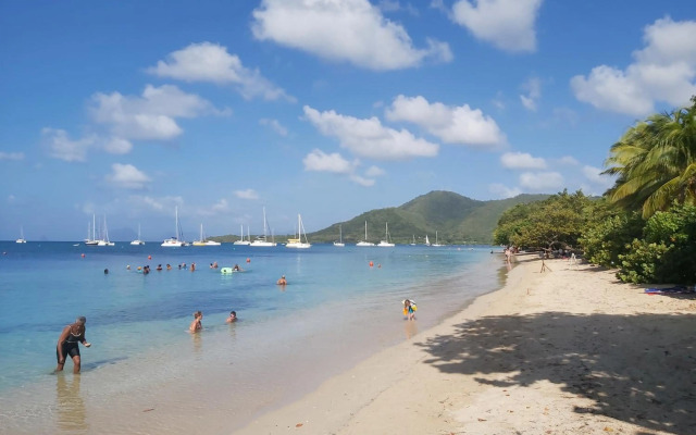 Appartement face à la marina du marin martinique
