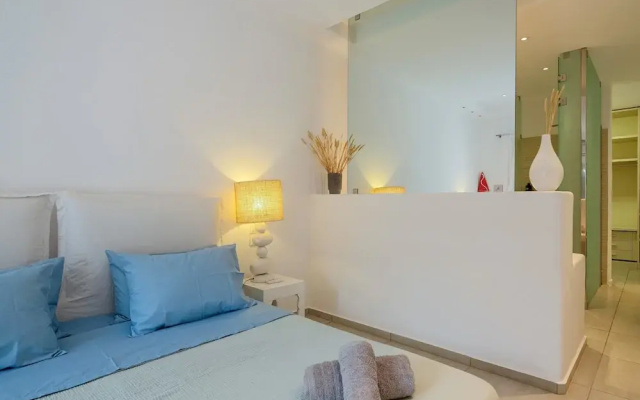 Lux Villa, 5 Master BR, Private Pool, Sunset View!