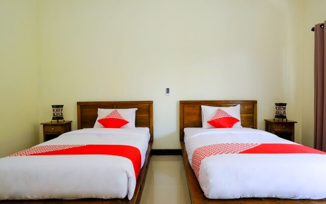 Sengkunyit Bukit Hotel by OYO Rooms