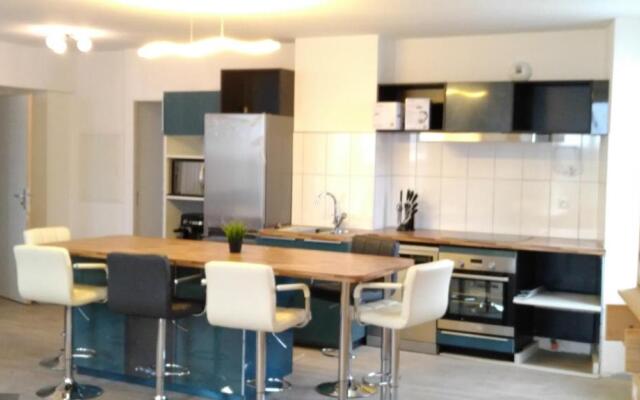 magnifique appartement 100m² hyper centre Luz